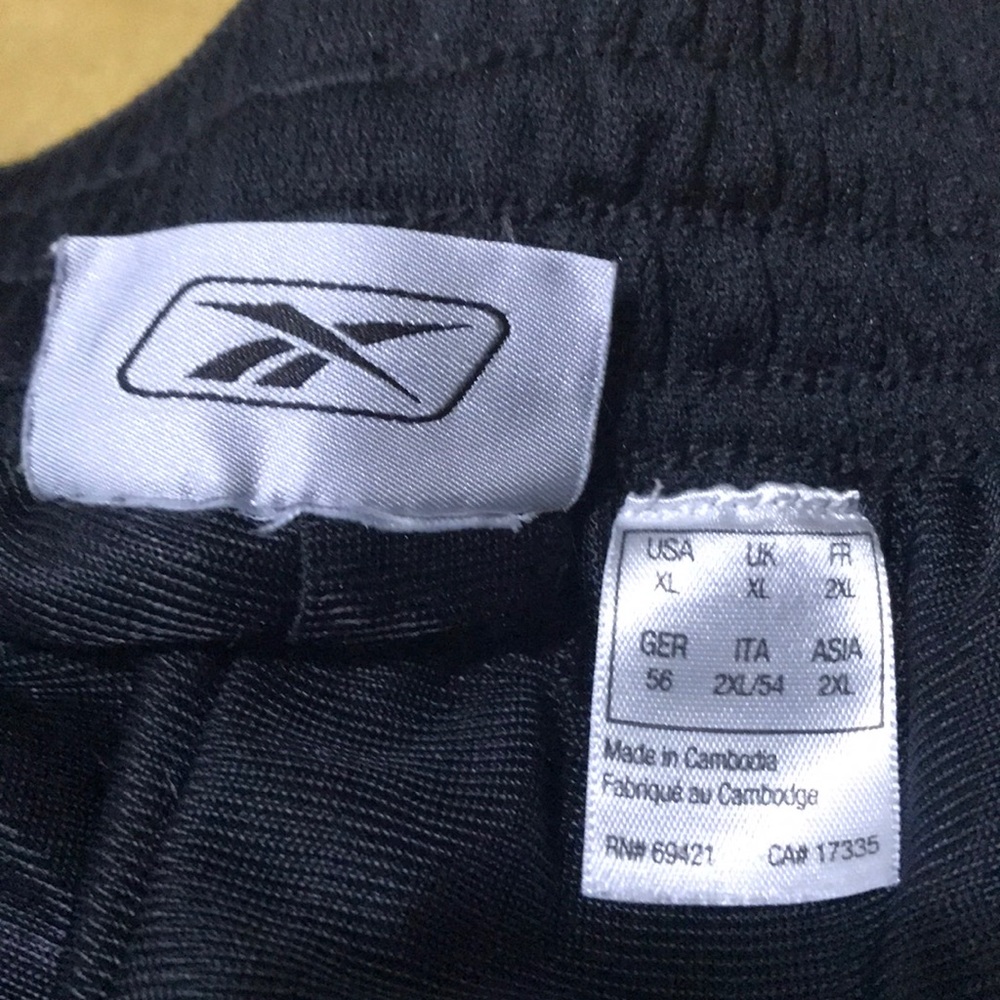 Reebox athletic shorts - Picture 2 of 4
